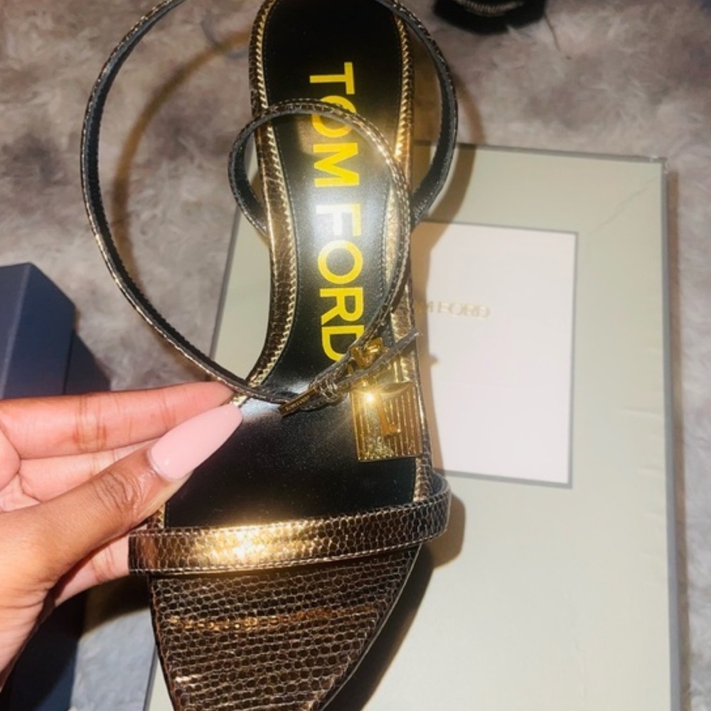 TOM FORD
Metallic Lizard-Print Lock High-Heel Sandals 105mm - Picture 4 of 6